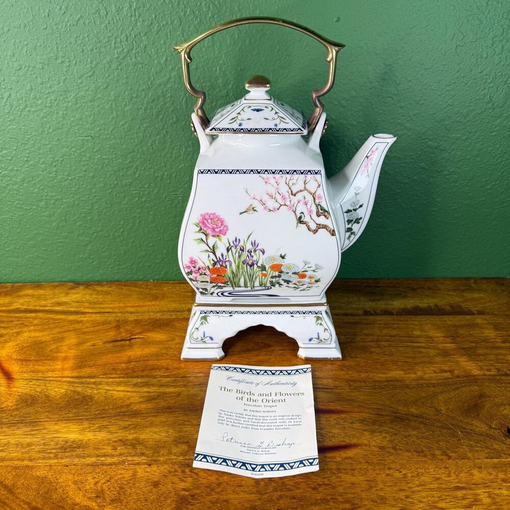 Vintage Franklin Mint Porcelain Teapot & Base, Birds and Flowers Japan 1986